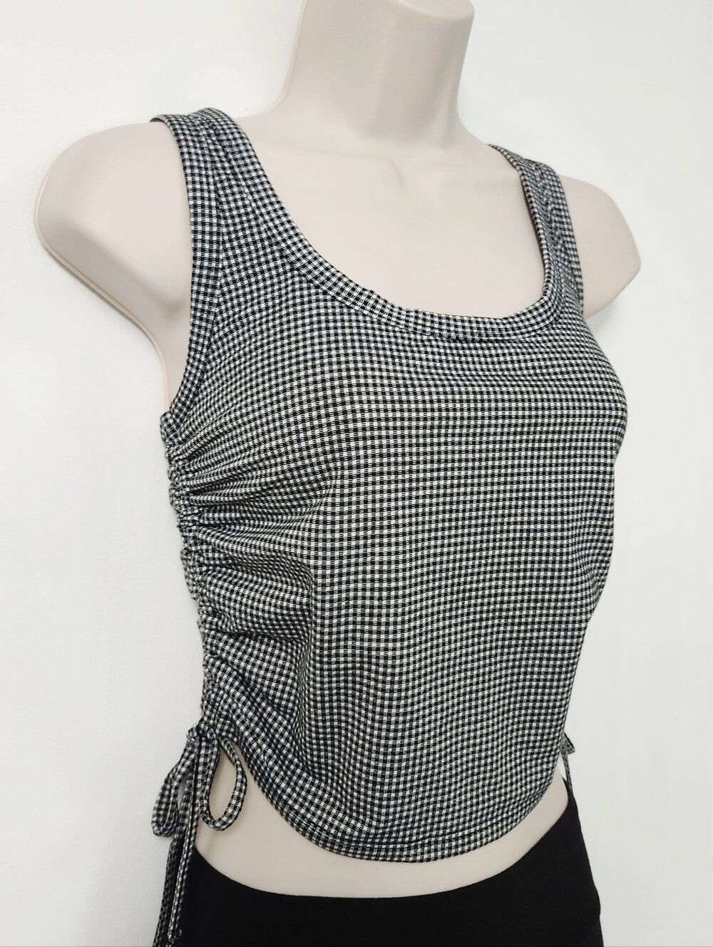 Lefties Black & White Gingham Ruched Tank Top suze M - Picture 6 of 12